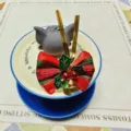 Weihnachtliche rote karierte Schleife mit goldener Glocke für DIY-Weihnachtsbaumdekoration - Weihnachtsstil 4 / 10er Pack