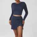 Μπλε ναυτικό αθλητικό σετ μακρυμάνικο crop top με φούστα τένις για γυμναστήριο. - M / Πάνω και Κάτω Μέρος / Ναυτικό Μπλε
