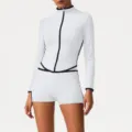 Weißes Sportset mit langem Ärmel und passenden Shorts für Fitness und Yoga Training. - XL / Set / Weiß