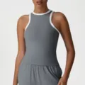 Sporttanktop voor dames met contrastbiezen, elastisch fitness hardloop en trainingstopje. - S / Tops / donkergrijs