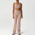 Damen nackt-Gefühl schnelltrocknendes Yoga-Set mit V-Ausschnitt Crop Top und Crossover Schlaghose. - Hot Pink (BH + Schlaghose)