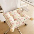 Vue détaillée d'un coussin à nœud style coréen avec pompons, épais pour chaise de bureau. - Coussin de siège 40x40 cm / Coussin nœud style coréen A - pompon blanc
