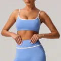 Sujetador deportivo azul claro de tirantes finos de secado rápido y conjunto de yoga fitness. - XL / Azul Brillante