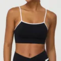 Élégant soutien-gorge de sport de yoga noir à bretelles blanches, haut de fitness pour femmes. - Noir