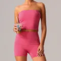 Completo yoga rosa con top corto senza spalline e pantaloncini vita alta per fitness. - Rosso rosa (top a fascia e pantaloncini)
