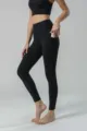 Schwarze Yoga-Leggings mit hoher Taille und Seitentasche, ideal für Fitness und Training. - XL / Schwarz