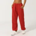 Rote Damen Jogginghose mit hoher Taillie und Taschen, lockere gerade Freizeithose Streetwear. - S / Morgenrot