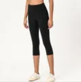 Schwarze Damen High Waist Yoga Capri Leggings, bequeme atmungsaktive Sporthose für Fitness. - Schwarz
