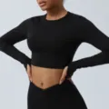 Top corto deportivo negro de manga larga, variante de ropa de yoga y fitness. - S (Sugerido 85-100 jin) / Tops / Negro