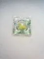 Capsules de détergent à 4 chambres avec perles de parfum, formule nettoyante et adoucissante. - Camélia 5 En 1 / 8g