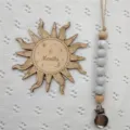 Set catenella portaciuccio per neonati con targa in legno e perline in silicone morbido. - Marmo grigio chiaro