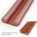 Guarnizione paraspifferi per porta marrone, isolante acustico e protezione anti-insetti. - Marrone 93 cm (senza confezione)