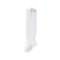 Leuke witte baby kniekousen van mesh met schattige auto print, ademende katoenen sokken. - 0-6 Maanden / Gele Vrachtwagen