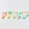 Calcetines de verano finos y transpirables de algodón mesh para niños, set de 5 rayas y lunares. - Verano Colorido