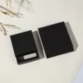 Zwarte PE-film zwevende sieraden display doos ring ketting anti-oxidatie opbergdoos verpakking - Minimalistisch zwart - Kartonnen hoes (Zwevende doos niet inbegrepen); 7*7