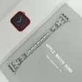 Cinturino orologio metallo quadrifoglio strass scintillante compatibile con Apple Watch - Versa 2 / Argento
