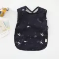 Dänischer Stil wasserdichter Baby Lätzchen ärmellose Weste mit Katzen Sternen. - Originalgröße (Geeignet für 6–18 Monate) / Weste mit schwarzem Katzenmuster