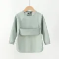 Wasserdichter Langarm Baby Latz PU Kinder Essschürze verstellbare Doppelreiher Lätzchen - Größe S (6–12 Monate) / Zweireihige PU-Langarmjacke mit Tasche - Hellgrün