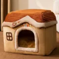 Accogliente cuccia in peluche per animali letto gatto caldo inverno cucciolo tetto marrone - S (peso raccomandato entro 2,5 kg) / Castello dell'Orso Bruno