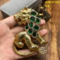Vintage dorado diamantes de imitacion piedra verde leon pantera broche joya accesorio. - Broche de Vidrio Verde / Verde