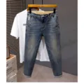 Jeans denim blu corti vintage slavati da uomo per abbigliamento casual giornaliero - 30 / blu retrò