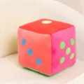 Cuscino dado in peluche colorato, morbido giocattolo quadrato per divano, simpatico articolo decor. - 12cm / Puntini colorati