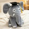 Abschluss Elefant Plüschtier mit Doktormütze, süßes Kuscheltier als Geschenk für Studenten. - 20cm / Grau