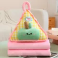Joli coussin en peluche triangle motif fruit avec couverture rose et jaune à carreaux pour bureau. - Ensemble Oreiller et Couverture / Carreaux Jaune