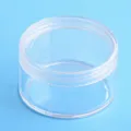 Detalle del recipiente redondo de plástico transparente, ideal para piezas pequeñas. - Diámetro 6 cm * altura 3,5 cm (1 pieza)