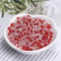 Perles bulles irisées rouges et blanches de tailles mélangées pour loisirs créatifs résine. - Pack de 20g / Série Rouge