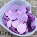 Purple holographic round sequins detail 15mm glitter paillettes for DIY crafts decoration - Holographic - Purple Pink