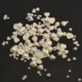 Heart-shaped flatback pearl cabochons for nail art and phone case DIY crafts, multi-size. - 3mm, 200 Pcs / Off White