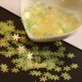 Lentejuelas holográficas de copo de nieve para nail art y decoración de resina DIY. - Amarillo