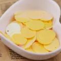 Paillettes rondes jaunes DIY de 15 mm pour décoration de vêtements et accessoires. - Jaune Iridescent
