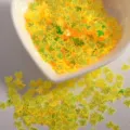Yellow maple leaf nail art sequins, holographic glitter flakes for DIY manicure and craft design. - Maple Leaf / 6mm / Transparent Yellow