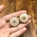 Detailed close-up of vintage style round rhinestone embellished jewelry piece, exquisite texture. - Stud Earrings(FM1489)