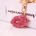 Prachtige strass roze lippen metalen sleutelhanger, stijlvolle tas charm auto sleutelring. - Roze