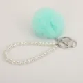 Pluizige mintgroene bont pompon parel armband sleutelhanger schattige tas charm auto cadeau - Groene pompon-parelsleutelhanger