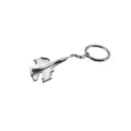 Detailopname van de prachtige metalen straaljagerhanger aan een stevige sleutelhanger. - Vliegtuig Stijl 3