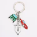 Creatieve Italiaanse auto motor metalen sleutelhanger met drie gekleurde geëmailleerde bedels. - Stijl 2
