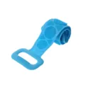 Brosse de douche pour le dos en silicone bleu avec poils de massage double face et poignée. - 70cm / Bleu