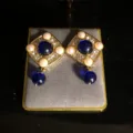 Pendientes colgantes vintage piedra azul perla diamantes de imitación elegantes joyas doradas detalle - 47x32mm / Azul zafiro