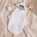 Lindo conjunto de ropa a rayas para mascotas con sombrero, cómodo para perros y gatos pequeños. - XS / Rayado Blanco (Con Sombrero)