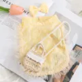 Charmantes gelbes Hundekleid Weste mit süßer Schleife und kleiner Tasche für kleine Haustiere. - M / Locke Gelb Set / Inklusive Strohtasche Und Haarnadel