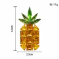 Vue détaillée du pendentif ananas en strass pour sac de plage et accessoires DIY. - 11905-37