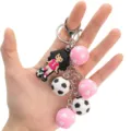 Lindo llavero 3D de chica de dibujos animados y balón de fútbol, elegante colgante. - Bolsa de polietileno / Estilo Chica de Fútbol