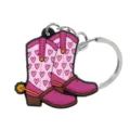 Detail roze cowboylaarzen sleutelhanger, schattig hartjes patroon PVC tas hanger dichtbij. - Roze Hart Cowboylaars