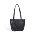 Bolso tote de hombro en piel negra con costuras de contraste blancas y diseño minimalista. - Negro