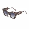 Chique luipaardprint kattenoog zonnebril met grijze lenzen, UV-bescherming, stijlvolle brillenmode. - Luipaard Montuur Dubbel Grijs