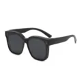 Unisex oversized zwarte gepolariseerde zonnebril, stijlvol dik montuur voor heren dames. - Glanzend zwart montuur JP8802 / PC-lens